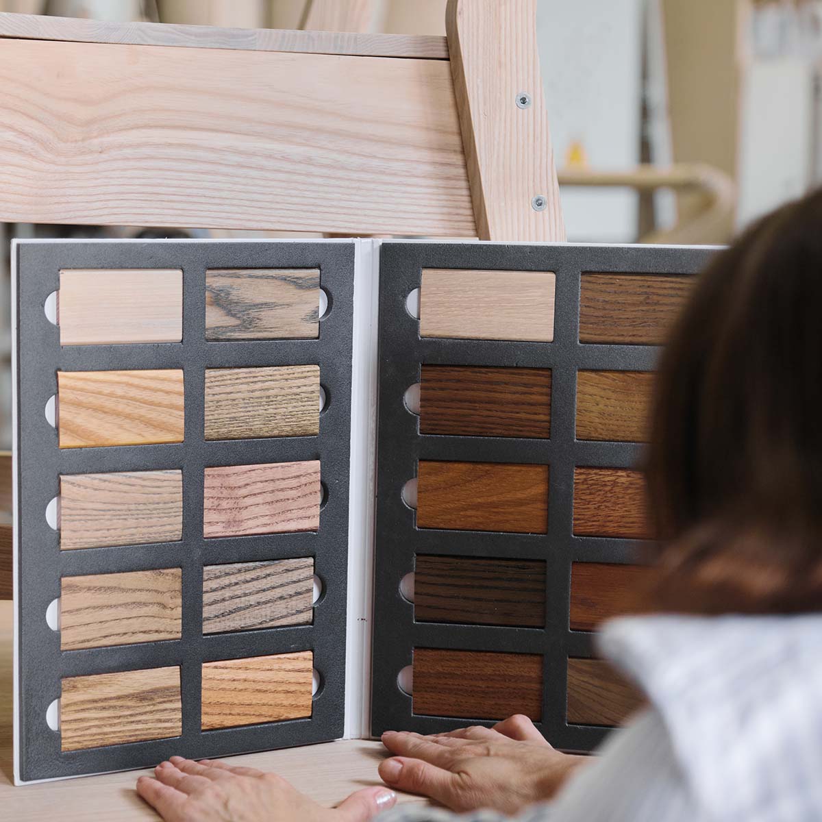 furniture-production-master-making-wooden-chair-GXPVVEG.jpg